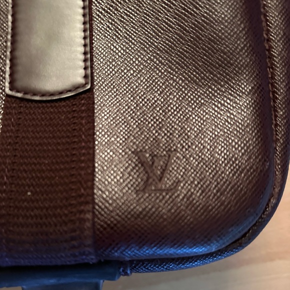 Auth LV Louis Vuitton Suitcase with Strap - Picture 2 of 5